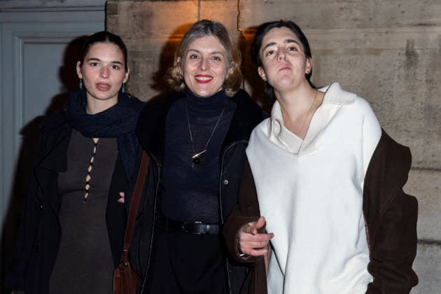 Rebecca Elkaim, Valerie Donzelli, Gabriel Donzelli - Photo Call du Défilé de mode Jacquemus Collection Hommes Automne Hiver Printemps Été dans le cadre de la Fashion Week de Paris, France, le 25 janvier 2026 Olivier Borde Bestimage Photocall of the Jacquemus Show, Menswear Fall Win Collection as part of Paris Fashion Week, France, January, 2026 Olivier Borde Bestimage Paris France  Copyright: xOLIVIERxBORDEx xBESTIMAGExOLIVIERxBORDEx xBESTIMAGEx