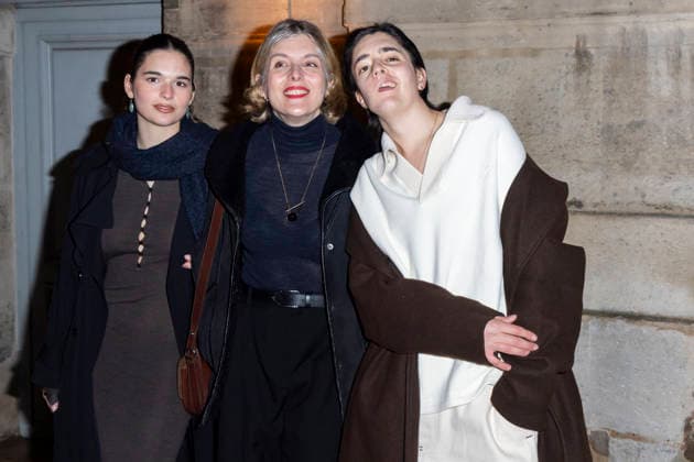 Rebecca Elkaim, Valerie Donzelli, Gabriel Donzelli - Photo Call du Défilé de mode Jacquemus Collection Hommes Automne Hiver Printemps Été dans le cadre de la Fashion Week de Paris, France, le 25 janvier 2026 Olivier Borde Bestimage Photocall of the Jacquemus Show, Menswear Fall Win Collection as part of Paris Fashion Week, France, January, 2026 Olivier Borde Bestimage Paris France  Copyright: xOLIVIERxBORDEx xBESTIMAGExOLIVIERxBORDEx xBESTIMAGEx