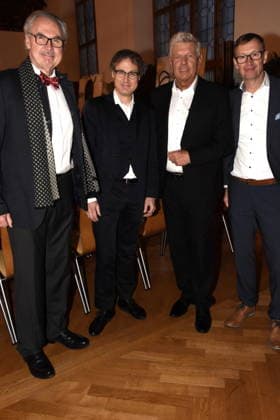 Professor Dr med Markus M Lerch Medical Director of the LMU Munich Professor Christian Hagl, Director of the Clinic for Heart Surgery at the LMU Clinic Dieter Reiter Lord Mayor Prof Dr med Berend Feddersen LMU Munich Munich 25 01 2025 Heart for Heart Reception of the City of Munich in the Old Town Hall for people after heart transplantation invites the