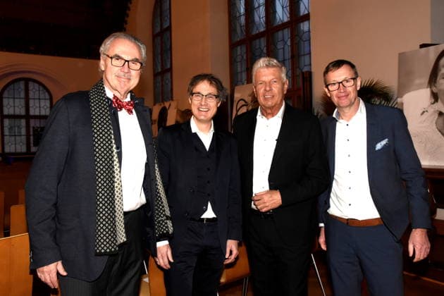 Professor Dr med Markus M Lerch Medical Director of the LMU Munich Professor Christian Hagl, Director of the Clinic for Heart Surgery at the LMU Clinic Dieter Reiter Lord Mayor Prof Dr med Berend Feddersen LMU Munich Munich 25 01 2025 Heart for Heart Reception of the City of Munich in the Old Town Hall for people after heart transplantation invites the