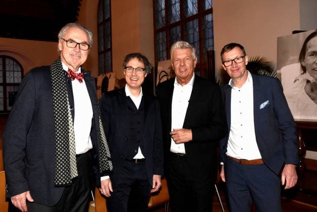 Professor Dr med Markus M Lerch Medical Director of the LMU Munich Professor Christian Hagl, Director of the Clinic for Heart Surgery at the LMU Clinic Dieter Reiter Lord Mayor Prof Dr med Berend Feddersen LMU Munich Munich 25 01 2025 Heart for Heart Reception of the City of Munich in the Old Town Hall for people after heart transplantation invites th