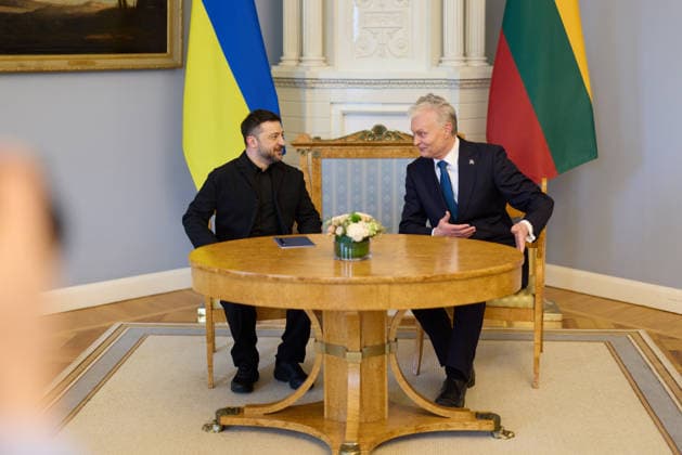 Zelenskyy visits Lithuania Volodymyr Zelenskyy President of Ukraine, Gitanas NausÄ—da President of Lithuania Working Visit of the President and the First Lady of Ukraine to Lithuania to Take Part in Events Marking the Anniversary of the January Uprising. Vilnius, Lithuania on January 25, 2026 Vilnius Lithuania Copyright: xx