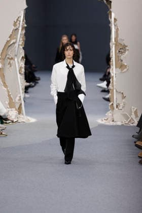 Défilé Sacai Collection Homme Prêt à Porter Automne Hiver 2026 2027 lors de la Fashion Week de Paris, le 25 janvier 2026 Sacai Fashion Show Men Ready to Wear Fall Winter 2026 2027 Collection , during Paris Fashion Week on january 25th 2026 Paris France  Copyright: xAgencex xBestimagexAgencex xBestimagex
