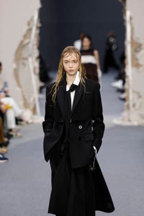 Défilé Sacai Collection Homme Prêt à Porter Automne Hiver 2026 2027 lors de la Fashion Week de Paris, le 25 janvier 2026 Sacai Fashion Show Men Ready to Wear Fall Winter 2026 2027 Collection , during Paris Fashion Week on january 25th 2026 Paris France  Copyright: xAgencex xBestimagexAgencex xBestimagex