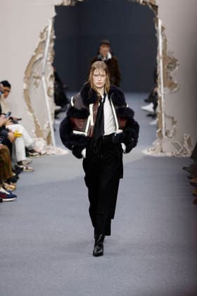 Défilé Sacai Collection Homme Prêt à Porter Automne Hiver 2026 2027 lors de la Fashion Week de Paris, le 25 janvier 2026 Sacai Fashion Show Men Ready to Wear Fall Winter 2026 2027 Collection , during Paris Fashion Week on january 25th 2026 Paris France  Copyright: xAgencex xBestimagexAgencex xBestimagex