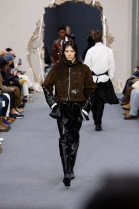 Défilé Sacai Collection Homme Prêt à Porter Automne Hiver 2026 2027 lors de la Fashion Week de Paris, le 25 janvier 2026 Sacai Fashion Show Men Ready to Wear Fall Winter 2026 2027 Collection , during Paris Fashion Week on january 25th 2026 Paris France  Copyright: xAgencex xBestimagexAgencex xBestimagex