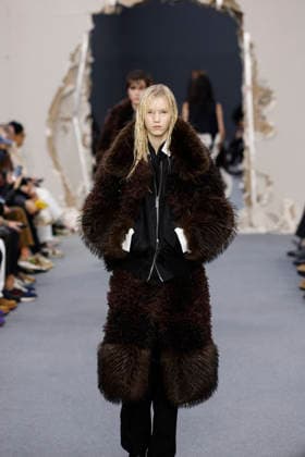 Défilé Sacai Collection Homme Prêt à Porter Automne Hiver 2026 2027 lors de la Fashion Week de Paris, le 25 janvier 2026 Sacai Fashion Show Men Ready to Wear Fall Winter 2026 2027 Collection , during Paris Fashion Week on january 25th 2026 Paris France  Copyright: xAgencex xBestimagexAgencex xBestimagex