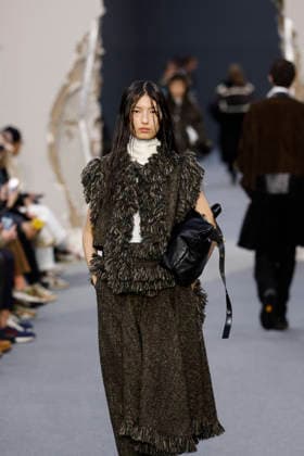 Défilé Sacai Collection Homme Prêt à Porter Automne Hiver 2026 2027 lors de la Fashion Week de Paris, le 25 janvier 2026 Sacai Fashion Show Men Ready to Wear Fall Winter 2026 2027 Collection , during Paris Fashion Week on january 25th 2026 Paris France  Copyright: xAgencex xBestimagexAgencex xBestimagex