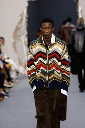 Défilé Sacai Collection Homme Prêt à Porter Automne Hiver 2026 2027 lors de la Fashion Week de Paris, le 25 janvier 2026 Sacai Fashion Show Men Ready to Wear Fall Winter 2026 2027 Collection , during Paris Fashion Week on january 25th 2026 Paris France  Copyright: xAgencex xBestimagexAgencex xBestimagex