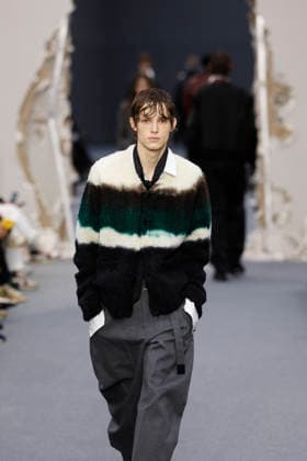 Défilé Sacai Collection Homme Prêt à Porter Automne Hiver 2026 2027 lors de la Fashion Week de Paris, le 25 janvier 2026 Sacai Fashion Show Men Ready to Wear Fall Winter 2026 2027 Collection , during Paris Fashion Week on january 25th 2026 Paris France  Copyright: xAgencex xBestimagexAgencex xBestimagex