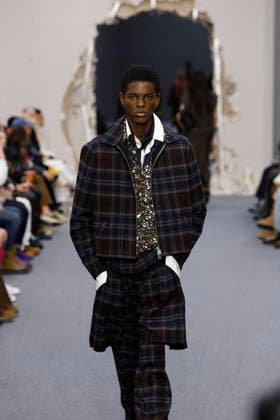 Défilé Sacai Collection Homme Prêt à Porter Automne Hiver 2026 2027 lors de la Fashion Week de Paris, le 25 janvier 2026 Sacai Fashion Show Men Ready to Wear Fall Winter 2026 2027 Collection , during Paris Fashion Week on january 25th 2026 Paris France  Copyright: xAgencex xBestimagexAgencex xBestimagex