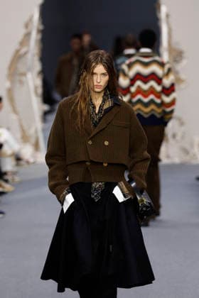Défilé Sacai Collection Homme Prêt à Porter Automne Hiver 2026 2027 lors de la Fashion Week de Paris, le 25 janvier 2026 Sacai Fashion Show Men Ready to Wear Fall Winter 2026 2027 Collection , during Paris Fashion Week on january 25th 2026 Paris France  Copyright: xAgencex xBestimagexAgencex xBestimagex