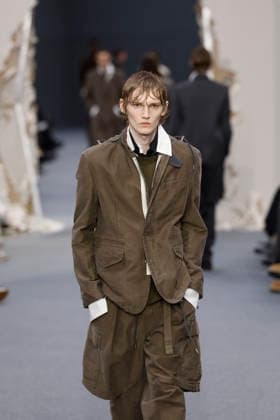 Défilé Sacai Collection Homme Prêt à Porter Automne Hiver 2026 2027 lors de la Fashion Week de Paris, le 25 janvier 2026 Sacai Fashion Show Men Ready to Wear Fall Winter 2026 2027 Collection , during Paris Fashion Week on january 25th 2026 Paris France  Copyright: xAgencex xBestimagexAgencex xBestimagex