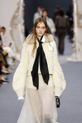 Défilé Sacai Collection Homme Prêt à Porter Automne Hiver 2026 2027 lors de la Fashion Week de Paris, le 25 janvier 2026 Sacai Fashion Show Men Ready to Wear Fall Winter 2026 2027 Collection , during Paris Fashion Week on january 25th 2026 Paris France  Copyright: xAgencex xBestimagexAgencex xBestimagex