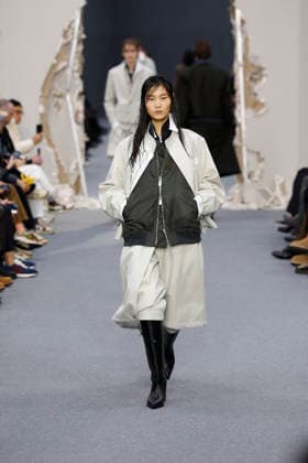 Défilé Sacai Collection Homme Prêt à Porter Automne Hiver 2026 2027 lors de la Fashion Week de Paris, le 25 janvier 2026 Sacai Fashion Show Men Ready to Wear Fall Winter 2026 2027 Collection , during Paris Fashion Week on january 25th 2026 Paris France  Copyright: xAgencex xBestimagexAgencex xBestimagex