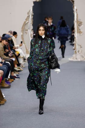Défilé Sacai Collection Homme Prêt à Porter Automne Hiver 2026 2027 lors de la Fashion Week de Paris, le 25 janvier 2026 Sacai Fashion Show Men Ready to Wear Fall Winter 2026 2027 Collection , during Paris Fashion Week on january 25th 2026 Paris France  Copyright: xAgencex xBestimagexAgencex xBestimagex
