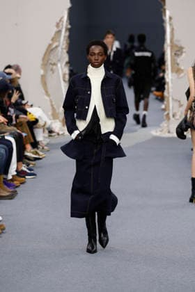 Défilé Sacai Collection Homme Prêt à Porter Automne Hiver 2026 2027 lors de la Fashion Week de Paris, le 25 janvier 2026 Sacai Fashion Show Men Ready to Wear Fall Winter 2026 2027 Collection , during Paris Fashion Week on january 25th 2026 Paris France  Copyright: xAgencex xBestimagexAgencex xBestimagex