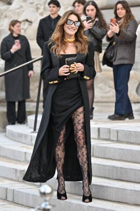 PFW Haute Couture Schiaparelli Outside Arrivals Carla Bruni Sarkozy arriving at the Schiaparelli show during Paris Fashion Week Haute Couture in Paris, France on January 26, 2026. Photo by Julien Reynaud APS-Medias ABACAPRESS.COM Paris France  Copyright: xReynaudxJulien APS-Medias ABACAx