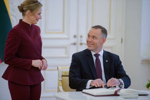 January 25, 2026, Vilnius, Lithuania: Polish President Karol Nawrocki and First Lady Marta Nawrocka seen during the official meeting with Lithuanian President Gitanas Nauseda and First Lady Diana Nausediene at Presidential Palace. Polish President Karol Nawrocki, Ukrainian President Volodymyr Zelenskyy, and Lithuanian President Gitanas Nauseda met in Vilnius on Sunday to mark the 163rd anniversary of the January Uprising. The leaders, accompanied by the First Ladies, took part in commemorative events including a solemn Mass at Vilnius Cathedral and wreath-laying ceremonies at the Old Rasai Cemetery, honoring the 1863 1864 uprising against the Russian Empire...Within the Lublin Triangle framework, the presidents also discussed regional - ZUMAs197 20260125_aaa_s197_537 Copyright: xYauhenxYerchakx