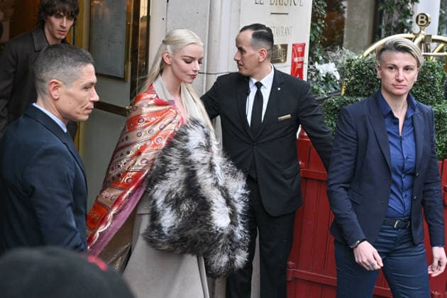 PFW Haute Couture Anya Taylor Joy Out Of Hotel Anya Taylor Joy seen out of hotel during Paris Fashion Week Haute Couture in Paris, France on January 26, 2026. Photo by Julien Reynaud APS-Medias ABACAPRESS.COM Paris France  Copyright: xReynaudxJulien APS-Medias ABACAx