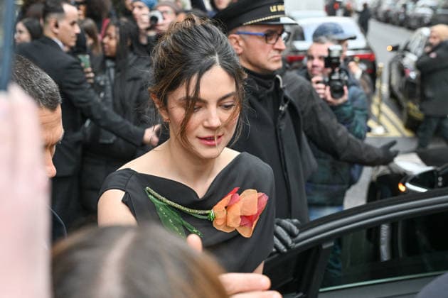 PFW Haute Couture Monica Barbaro Out Of Hotel Monica Barbaro seen out of hotel during Paris Fashion Week Haute Couture in Paris, France on January 26, 2026. Photo by Julien Reynaud APS-Medias ABACAPRESS.COM Paris France  Copyright: xReynaudxJulien APS-Medias ABACAx