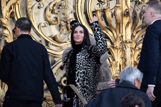 Demi Moore Outside arrival at Schiaparelli Haute Couture Collection Spring Ete 2026 during Paris Fashion Week PFW , January 26, 2026 Jeremy MELLOUL Bestimage Celebrities at Schiaparelli Haute Couture Spring summer 2026 during Paris Fashion Week on 26th January 2026 Paris France  Copyright: xJeremyxMelloulx xBestimagexJeremyxMelloulx xBestimagex
