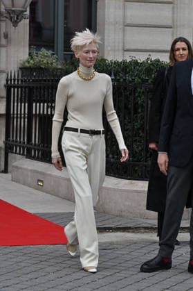 PFW Haute Couture Tilda Swinton Out Of Hotel Tilda Swinton seen out of hotel during Paris Fashion Week Haute Couture in Paris, France on January 26, 2026. Photo by Julien Reynaud APS-Medias ABACAPRESS.COM Paris France  Copyright: xReynaudxJulien APS-Medias ABACAx