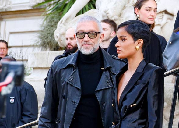 Vincent Cassel et sa compagne Narah Baptista Celebrity arrivals at the Schiaparelli Collection Haute Couture Printemps Eté 2026 show as part of Paris Fashion Week PFW , au Petit Palais à Paris, France, le 26 janvier 2026 Denis Guignebourg Bestimage Arrivals Schiaparelli Haute Couture Week Spring Summer 2026 show as part of Paris Fashion Week on January 26, 2026 in Paris, France Paris France  Copyright: xDenisxGuignebourgx xBestimagexDenisxGuignebourgx xBestimagex
