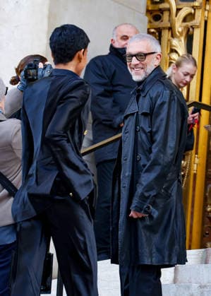 Vincent Cassel et sa compagne Narah Baptista Celebrity arrivals at the Schiaparelli Collection Haute Couture Printemps Eté 2026 show as part of Paris Fashion Week PFW , au Petit Palais à Paris, France, le 26 janvier 2026 Denis Guignebourg Bestimage Arrivals Schiaparelli Haute Couture Week Spring Summer 2026 show as part of Paris Fashion Week on January 26, 2026 in Paris, France Paris France  Copyright: xDenisxGuignebourgx xBestimagexDenisxGuignebourgx xBestimagex