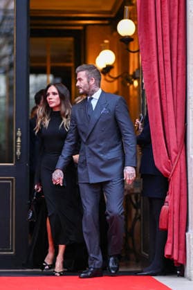 Victoria Beckham and her husband David Beckham Victoria Beckham, accompanied by her family, leaving the Hotel La Réserve to go to the Ministry of Culture to be made a Knight of the Order of Arts and Letters in Paris, France, on January 26, 2026 Yehiel Chekroune Bestimage Victoria Beckham, accompanied by her family, leaving the Hotel La Réserve to go to the Ministry of Culture to be made a Knight of the Order of Arts and Letters in Paris, France, on January 26, 2026 Paris France Copyright: xYehielxChekrounex xBestimagexYehielxChekrounex xBestimagex