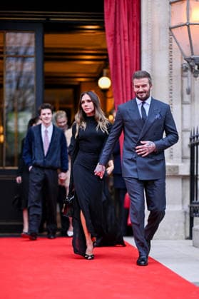 Victoria Beckham and her husband David Beckham Victoria Beckham, accompanied by her family, leaving the Hotel La Réserve to go to the Ministry of Culture to be made a Knight of the Order of Arts and Letters in Paris, France, on January 26, 2026 Yehiel Chekroune Bestimage Victoria Beckham, accompanied by her family, leaving the Hotel La Réserve to go to the Ministry of Culture to be made a Knight of the Order of Arts and Letters in Paris, France, on January 26, 2026 Paris France Copyright: xYehielxChekrounex xBestimagexYehielxChekrounex xBestimagex