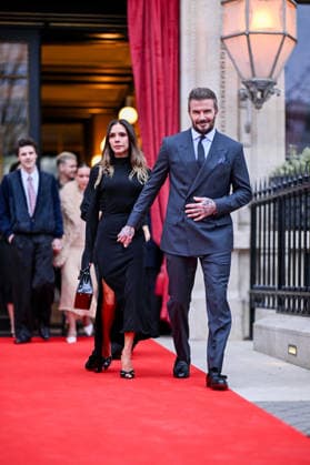 Victoria Beckham and her husband David Beckham Victoria Beckham, accompanied by her family, leaving the Hotel La Réserve to go to the Ministry of Culture to be made a Knight of the Order of Arts and Letters in Paris, France, on January 26, 2026 Yehiel Chekroune Bestimage Victoria Beckham, accompanied by her family, leaving the Hotel La Réserve to go to the Ministry of Culture to be made a Knight of the Order of Arts and Letters in Paris, France, on January 26, 2026 Paris France Copyright: xYehielxChekrounex xBestimagexYehielxChekrounex xBestimagex