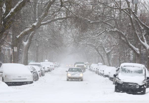 January 26, 2026, Montreal, Quebec, Canada: Heavy snowfall and extreme cold disrupted daily life in Montreal. As schools were closed and thousands were left without power, temperatures dropped to Ã¢ËÜ™13Ã‚Â°C with a wind chill of Ã¢ËÜ™20Ã‚Â°C on Monday, forcing multiple flight cancellations and delays at Trudeau Airport. Montreal Canada - ZUMAs278 20260126_zip_s278_008 Copyright: xSerkanxSenturkx