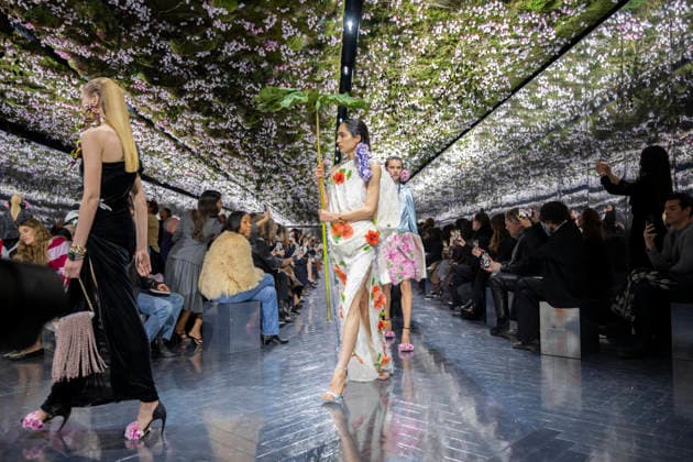PFW Dior runway A model wears a creation as part of the Christian Dior Spring Summer 2026 Haute Couture collection presented in Paris, on January 26, 2026. Photo by Eliot Blondet ABACAPRESS.COM Paris France France  Copyright: xBlondetxEliot ABACAx