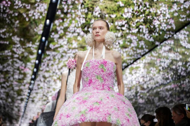 PFW Dior runway A model wears a creation as part of the Christian Dior Spring Summer 2026 Haute Couture collection presented in Paris, on January 26, 2026. Photo by Eliot Blondet ABACAPRESS.COM Paris France France  Copyright: xBlondetxEliot ABACAx