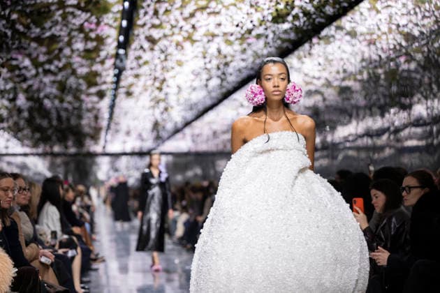 PFW Dior runway A model wears a creation as part of the Christian Dior Spring Summer 2026 Haute Couture collection presented in Paris, on January 26, 2026. Photo by Eliot Blondet ABACAPRESS.COM Paris France France  Copyright: xBlondetxEliot ABACAx