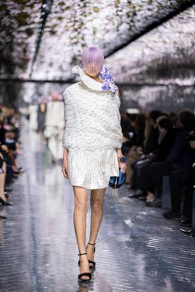 PFW Dior runway A model wears a creation as part of the Christian Dior Spring Summer 2026 Haute Couture collection presented in Paris, on January 26, 2026. Photo by Eliot Blondet ABACAPRESS.COM Paris France France  Copyright: xBlondetxEliot ABACAx