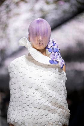PFW Dior runway A model wears a creation as part of the Christian Dior Spring Summer 2026 Haute Couture collection presented in Paris, on January 26, 2026. Photo by Eliot Blondet ABACAPRESS.COM Paris France France  Copyright: xBlondetxEliot ABACAx