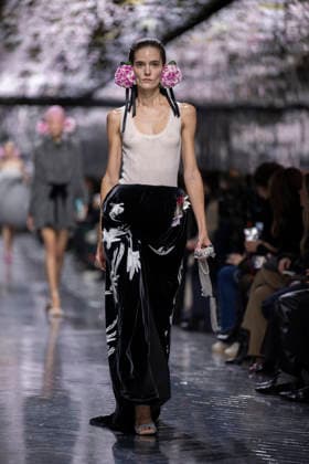 PFW Dior runway A model wears a creation as part of the Christian Dior Spring Summer 2026 Haute Couture collection presented in Paris, on January 26, 2026. Photo by Eliot Blondet ABACAPRESS.COM Paris France France  Copyright: xBlondetxEliot ABACAx