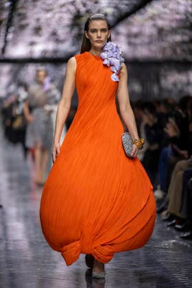 PFW Dior runway A model wears a creation as part of the Christian Dior Spring Summer 2026 Haute Couture collection presented in Paris, on January 26, 2026. Photo by Eliot Blondet ABACAPRESS.COM Paris France France  Copyright: xBlondetxEliot ABACAx
