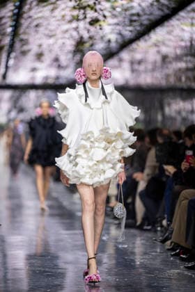 PFW Dior runway A model wears a creation as part of the Christian Dior Spring Summer 2026 Haute Couture collection presented in Paris, on January 26, 2026. Photo by Eliot Blondet ABACAPRESS.COM Paris France France  Copyright: xBlondetxEliot ABACAx