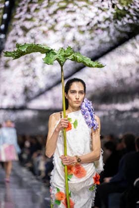 PFW Dior runway A model wears a creation as part of the Christian Dior Spring Summer 2026 Haute Couture collection presented in Paris, on January 26, 2026. Photo by Eliot Blondet ABACAPRESS.COM Paris France France  Copyright: xBlondetxEliot ABACAx