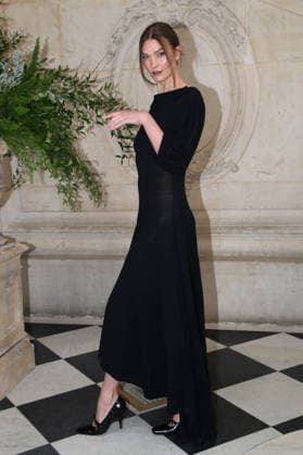 Karlie Kloss Défilé de Mode Christian Dior Photocall, Collection Haute Couture Printemps Été 2026, as part of Paris Fashion Week on January 26, 2026 in Paris, France Bertrand Rindoff Bestimage Celebs attend the Christian Dior Haute Couture Spring Summer 2026 show as part of Paris Fashion Week on January 26, 2026 in Paris, France Paris France  Copyright: xBERTRANDxRINDOFFxPETROFFx xBESTIMAGExBERTRANDxRINDOFFxPETROFFx xBESTIMAGEx