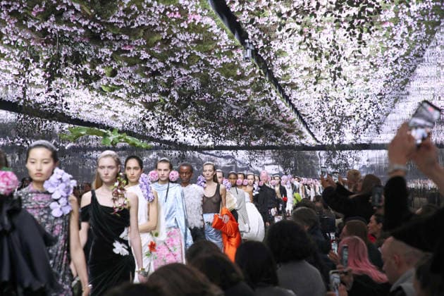 Christian Dior Runway Fashion Show, Haute Couture Spring Summer 2026 Collection, as part of Paris Fashion Week on January 26, 2026 Bertrand Rindoff Bestimage Christian Dior Haute Couture Spring Summer 2026 show as part of Paris Fashion Week on January 26, 2026 in Paris, France Paris France  Copyright: xBERTRANDxRINDOFFxPETROFFx xBESTIMAGExBERTRANDxRINDOFFxPETROFFx xBESTIMAGEx