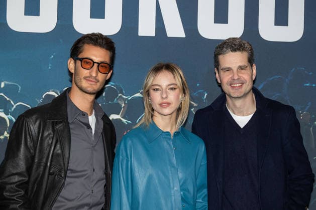 Gourou Paris Film Premiere NB Pierre Niney, Marion Barbeau, Yann Gozlan attends Gourou Paris Film Premiere at Pathe Palace on January 26, 2026 in Paris, France. Photo by Nasser Berzane ABACAPRESS.COM Paris France  Copyright: xBerzanexNasser ABACAx