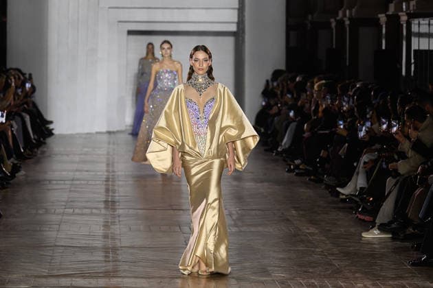 PFW - Tony Ward Runway Models walk the runway during the Tony Ward Haute Couture Week Spring Summer 2026 show as part of Paris Fashion Week on January 26, 2026 in Paris, France. Photo by Laurent Zabulon ABACAPRESS.COM Paris France  Copyright: xZabulonxLaurent ABACAx