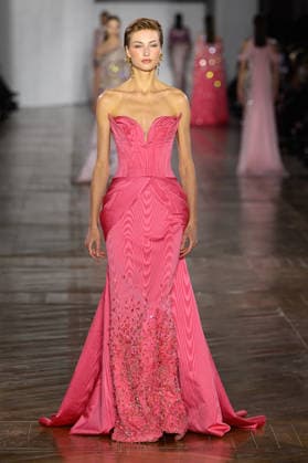 PFW - Tony Ward Runway Models walk the runway during the Tony Ward Haute Couture Week Spring Summer 2026 show as part of Paris Fashion Week on January 26, 2026 in Paris, France. Photo by Laurent Zabulon ABACAPRESS.COM Paris France  Copyright: xZabulonxLaurent ABACAx