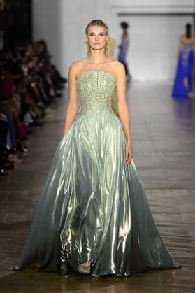 PFW - Tony Ward Runway Models walk the runway during the Tony Ward Haute Couture Week Spring Summer 2026 show as part of Paris Fashion Week on January 26, 2026 in Paris, France. Photo by Laurent Zabulon ABACAPRESS.COM Paris France  Copyright: xZabulonxLaurent ABACAx
