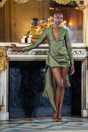 Imane Ayissi - Runway - Paris Fashion Week - Haute Couture Week Spring Summer 2026 Nala Luuna Diagouraga walks the runway during the Imane Ayissi Haute Couture Week Spring Summer 2026 show as part of Paris Fashion Week, Credit:Lounis Tiar Avalon United Kingdom, Paris  Copyright: xLounisxTiarx xAvalonx 1069624277
