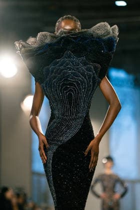 PFW - Rahul Mishra Runway A model walks the runway durinh the Rahul Mishra Haute Couture Week Spring Summer 2026 show as part of the Paris Fashion Week. Paris, France on January 26, 2026. Photo by LounisPhotography ABACAPRESS.COM PAris France  Copyright: xLounisPhotography ABACAx